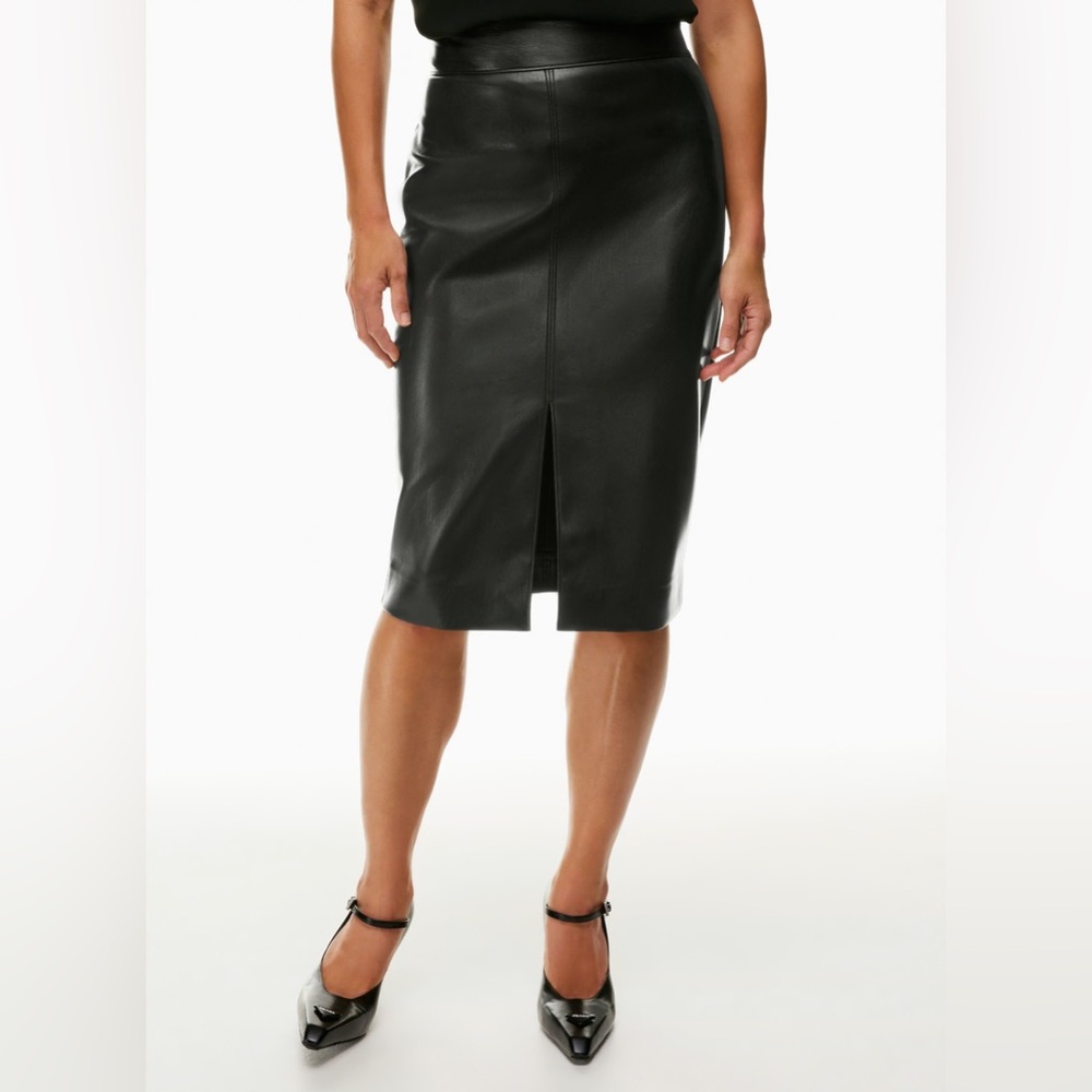 Aritzia Babaton Pegu vegan leather skirt size 2